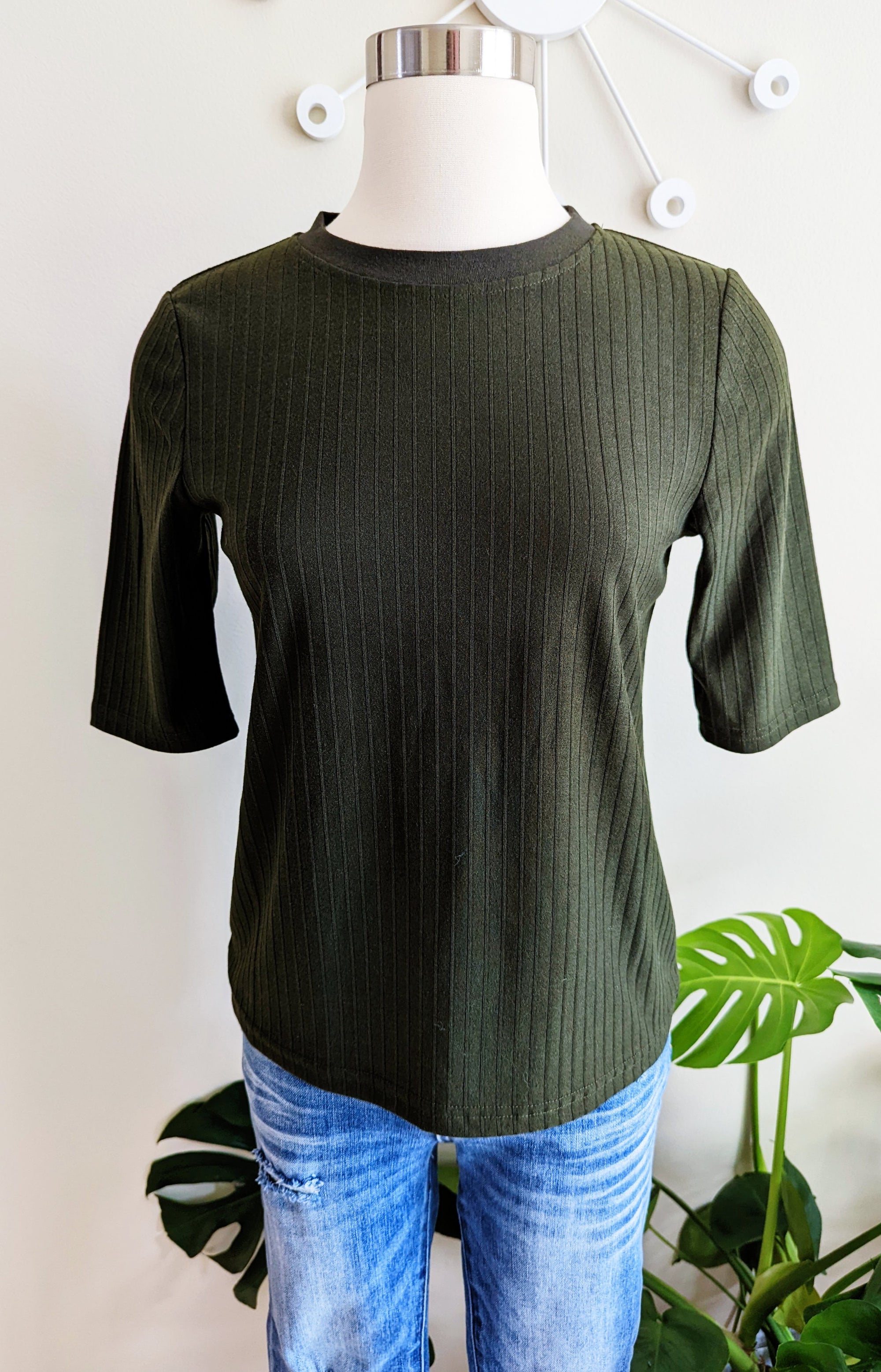 Ribbed Retro Style Half Sleeve Olive Top
