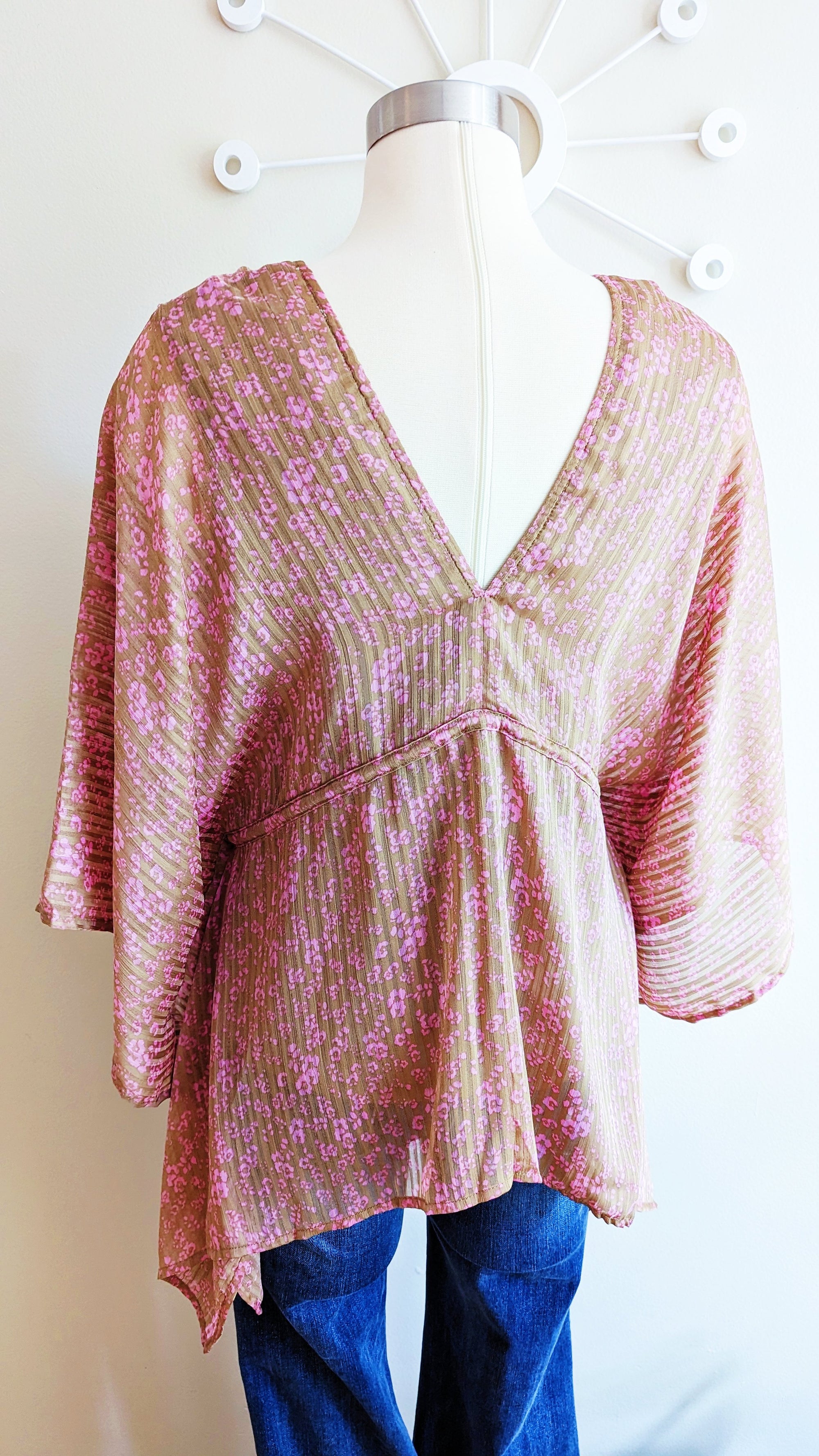 Delicate Kimono Sleeve Blouse